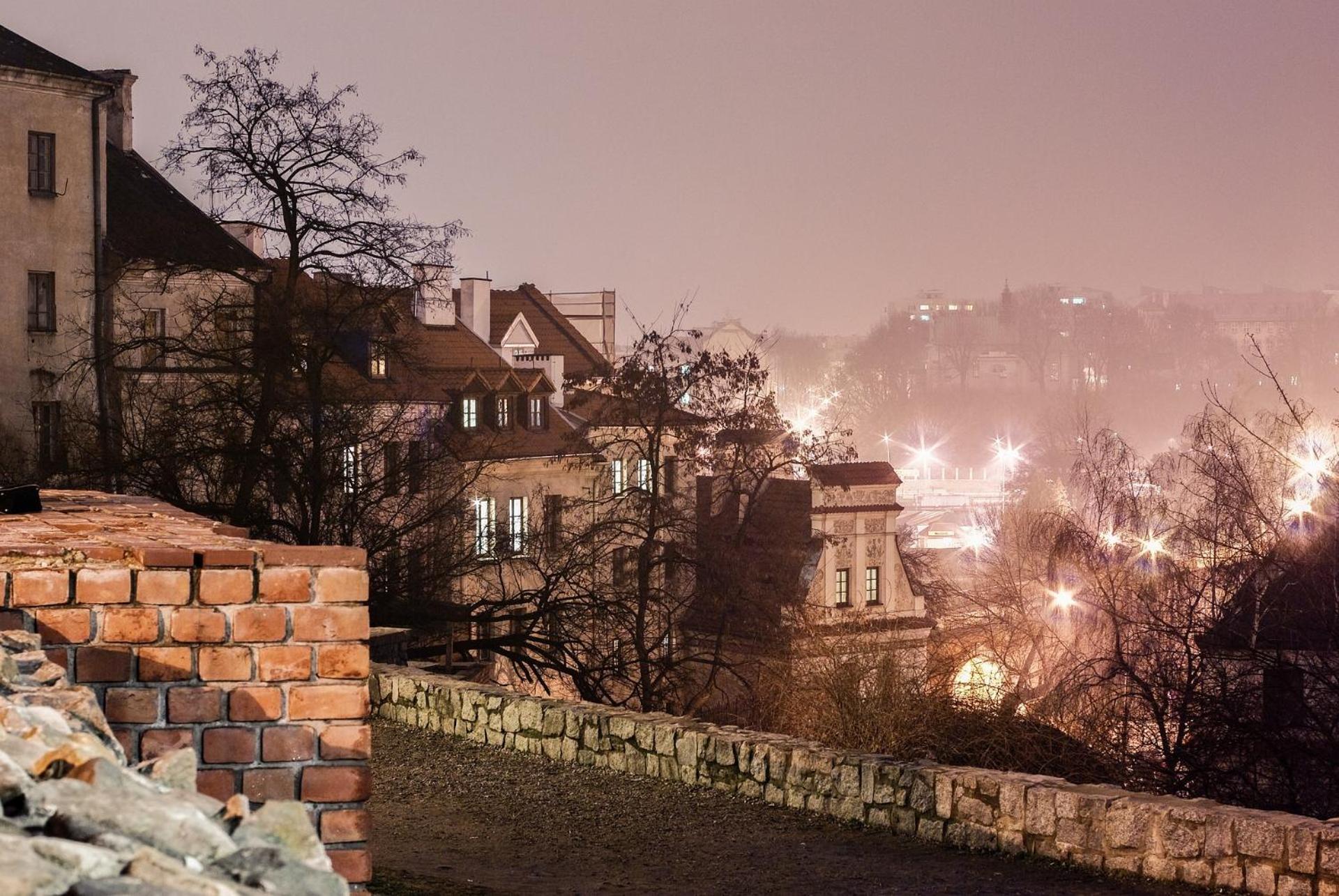 Hostel Dom Tu I Teraz Lublin Exteriér fotografie