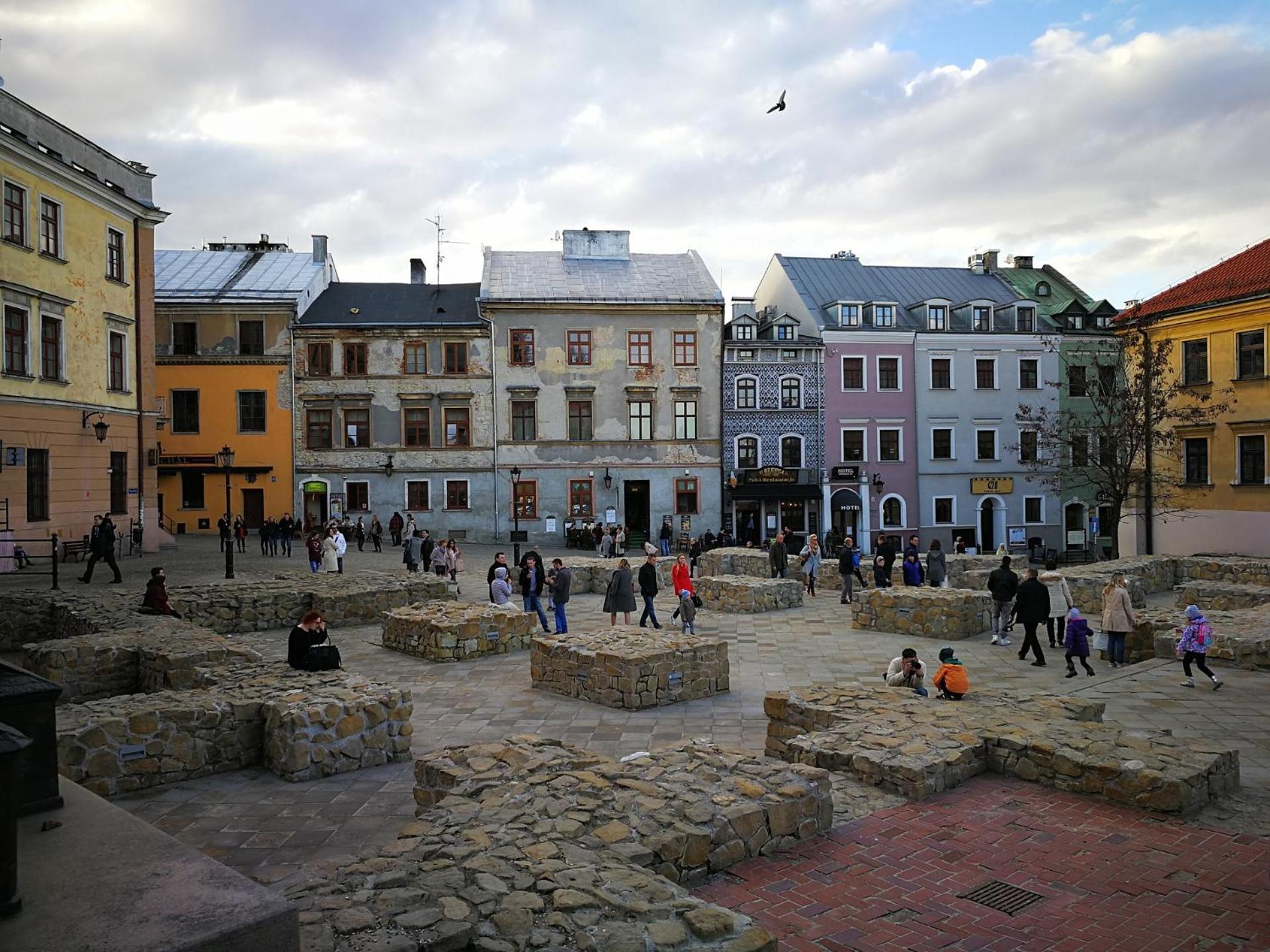 Hostel Dom Tu I Teraz Lublin Exteriér fotografie