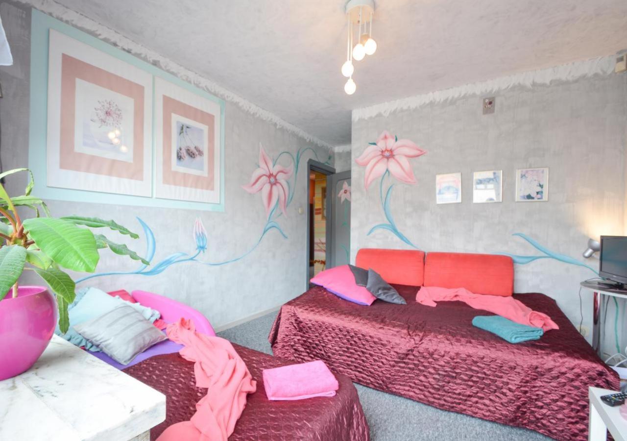 Hostel Dom Tu I Teraz Lublin Exteriér fotografie